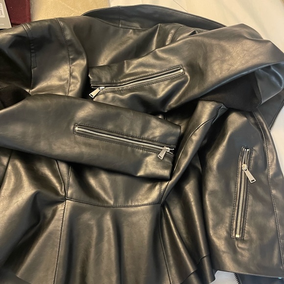 BCBG generation faux leather jacket - Picture 8 of 8